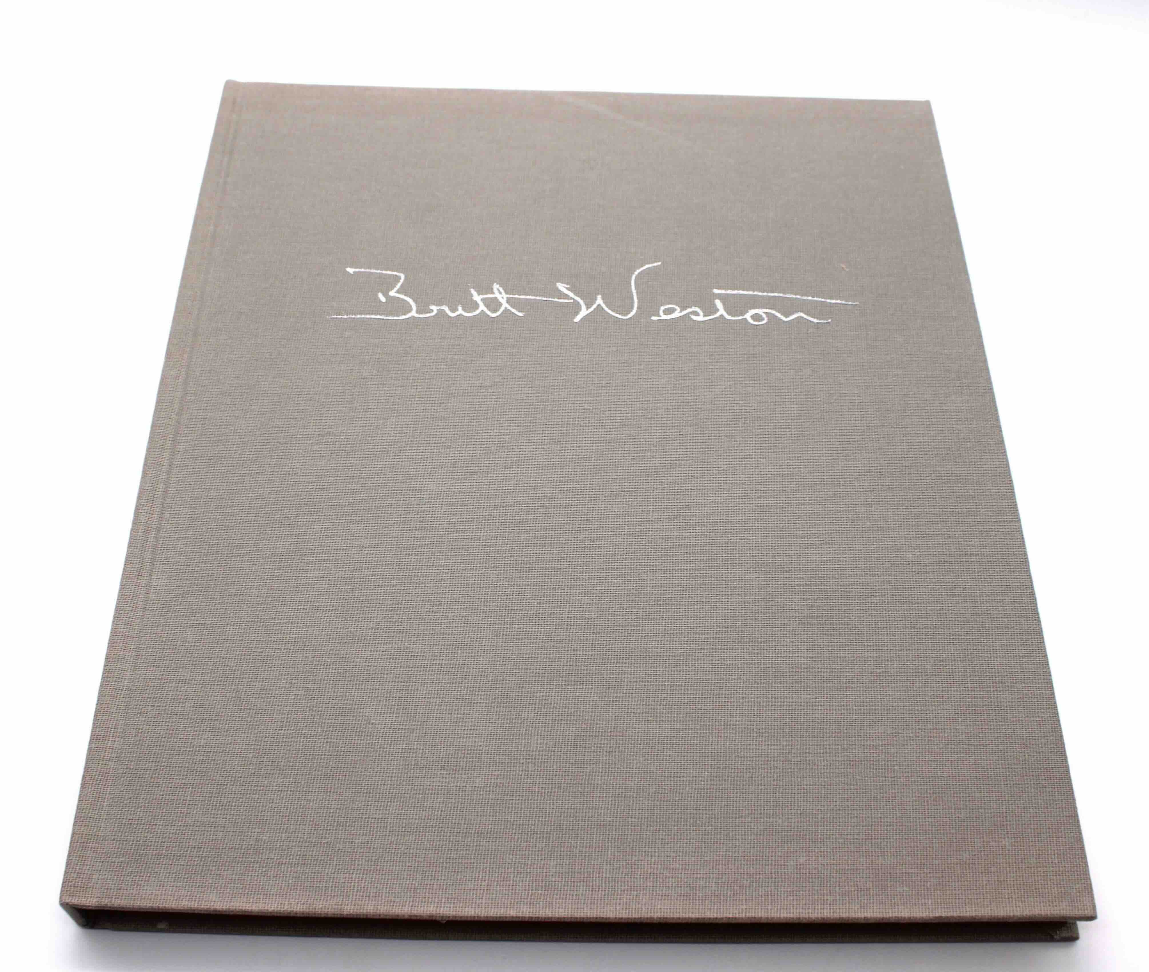 Master Photographer. By Brett Weston. First Trade Edition, First Printing. Photography West Graphics. Carmel, 1989. - Image 2